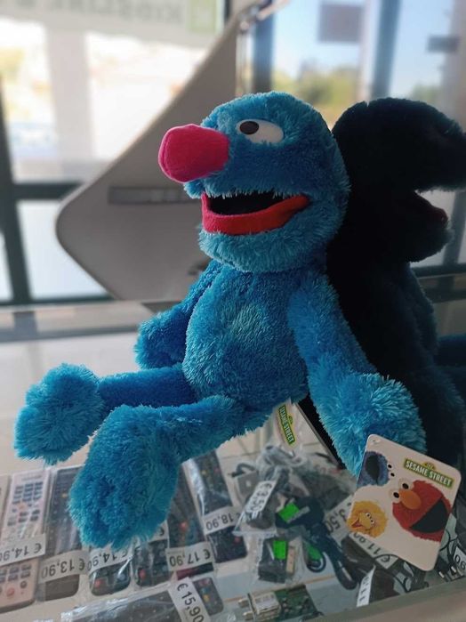 Novidade:Peluche Rua Sésamo Gualter 42cm