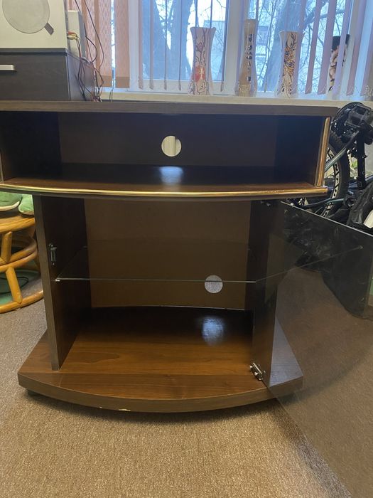 Тумба под телевизор