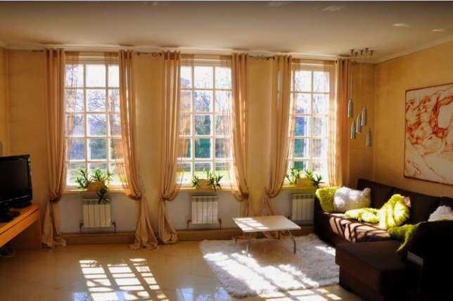 Котедж 350 кв.м подобова оренда  з басейном до 30 осіб