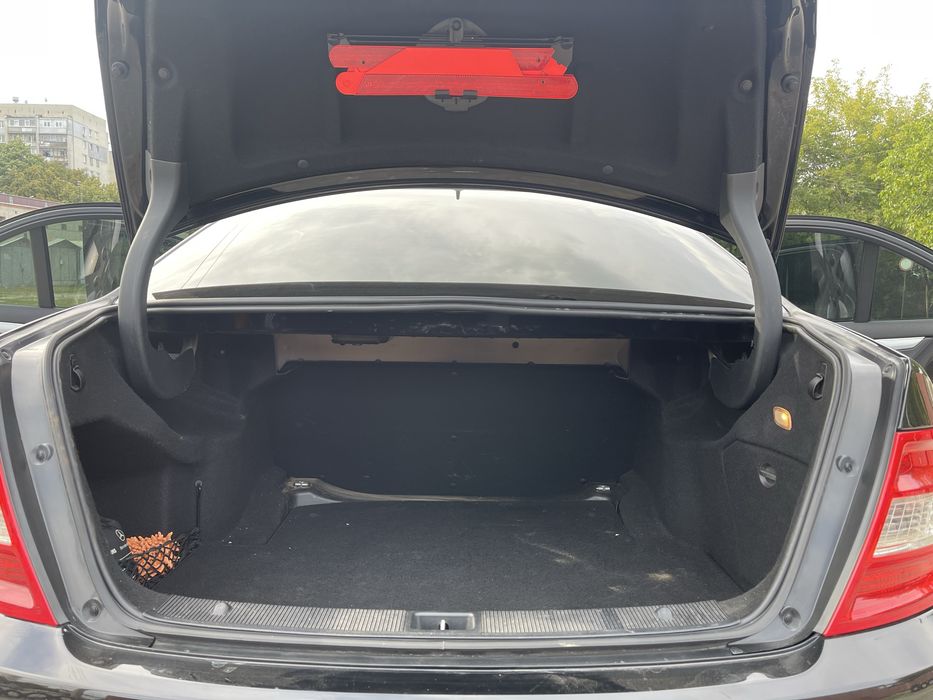 продам Mercedes-Benz C-Class 2007 (W204) 200 Kompressor AT (184к.с)