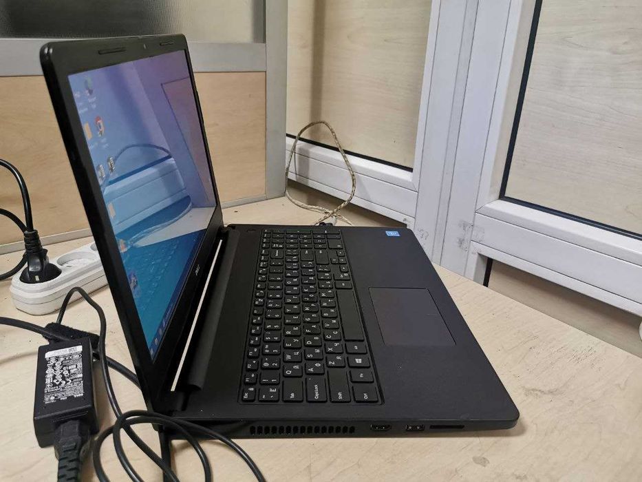 Ноутбук Dell Inspiron 15-3552
