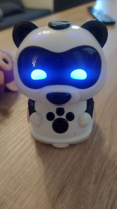 Zestaw zabawek, Robot Panda i interaktywna malpka