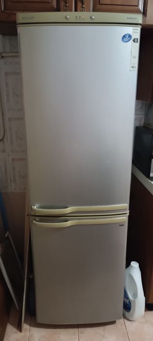 Холодильник Sumsung