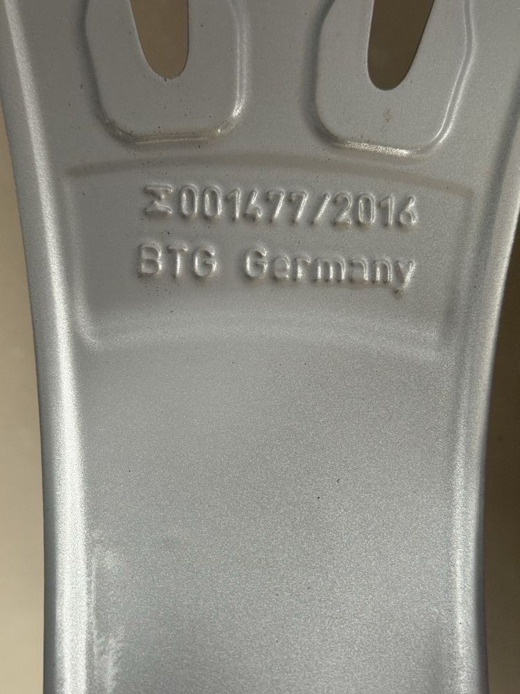 Диски оригінал Audi Q8 r21/5/112 Q7 E-tron A6 A8 4M8601025H