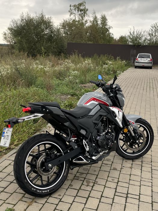 Мотоцикл Lifan sr220 4v