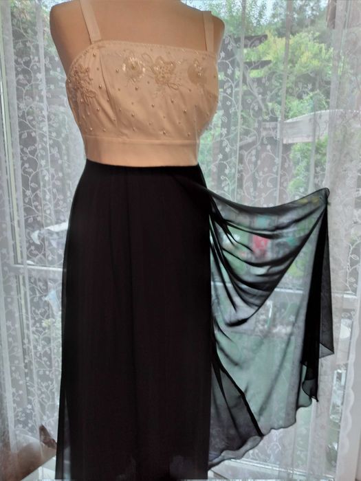 Markowa piękna sukienka balowa "Changes By Together" Roz M/L