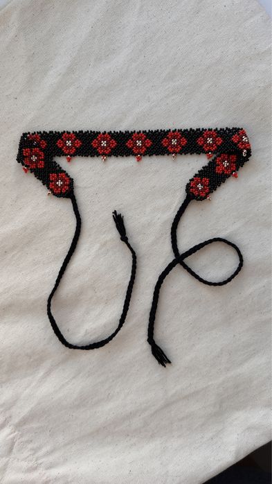 Силянка, чокер з бісеру, стрічковий гердан