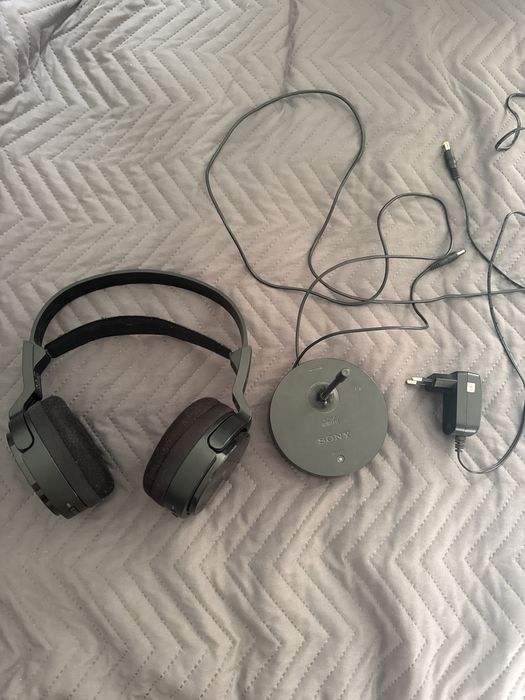 Blutooth radio sluchawki sony MDR-RF811R