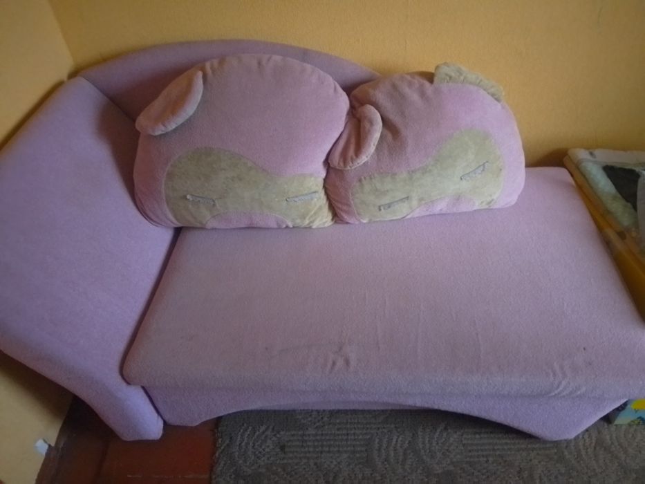 Продам диван Малютка