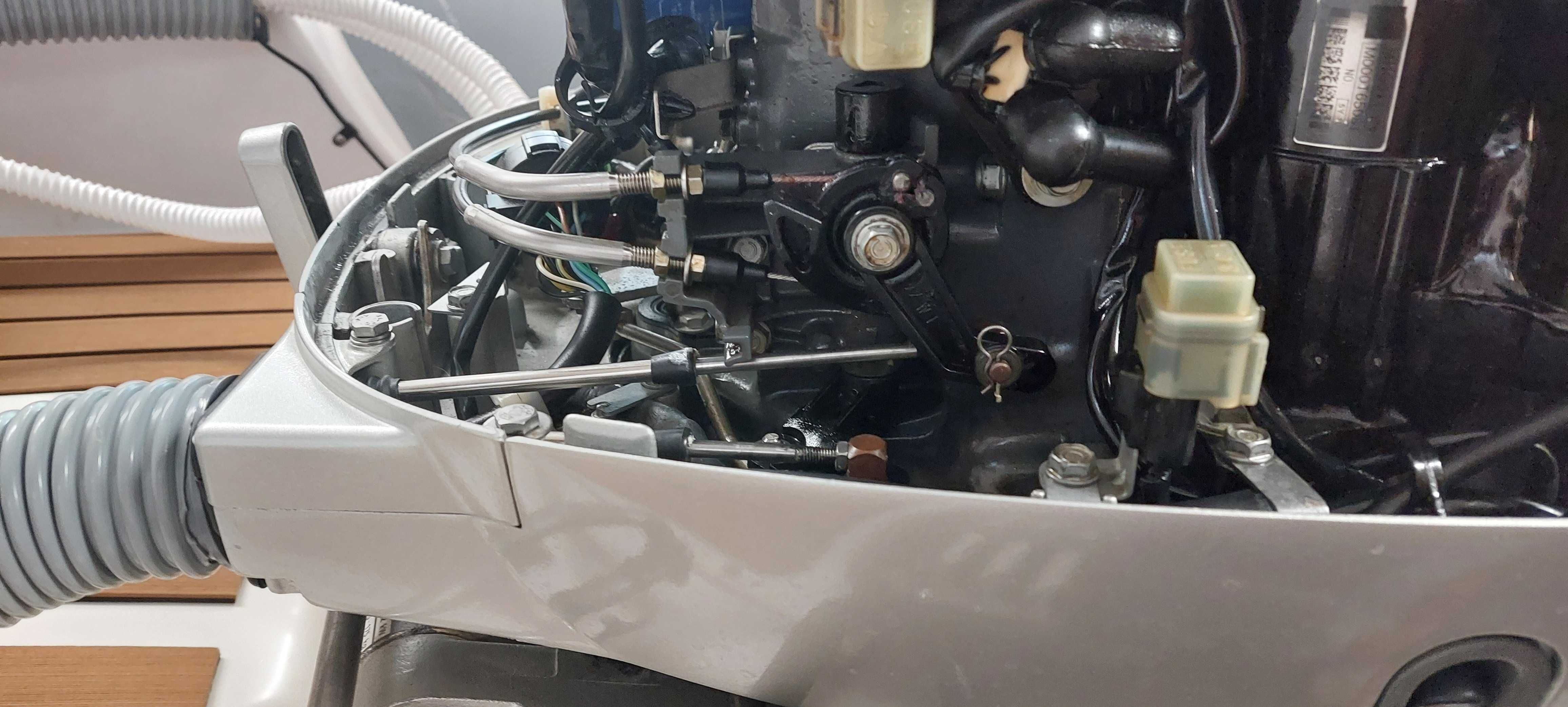 Motor Honda BF90 CV impecável.