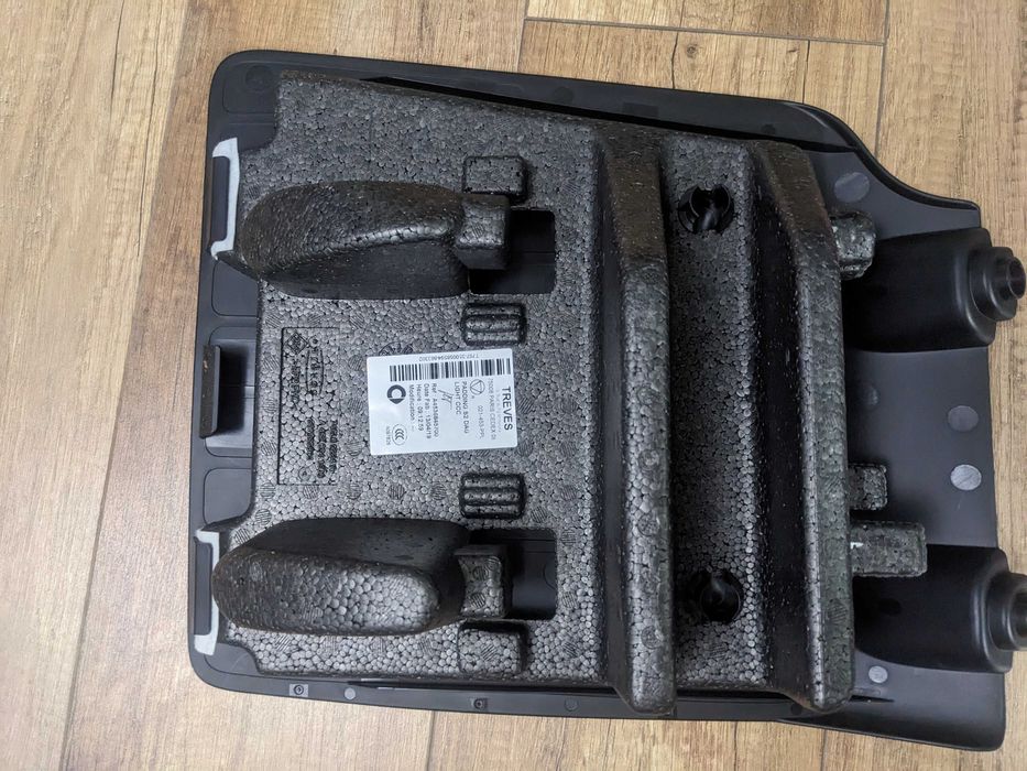 Кришка бардачку компресора Smart 453 (A4536845700 \ A4536804803)