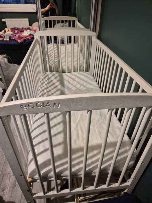 Łóżeczko dziecięce białe + materac