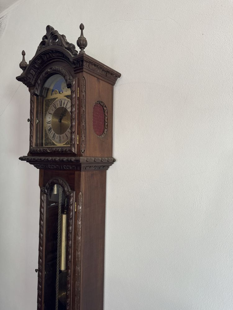 Relógio antigo de pendulo / relogio de pé