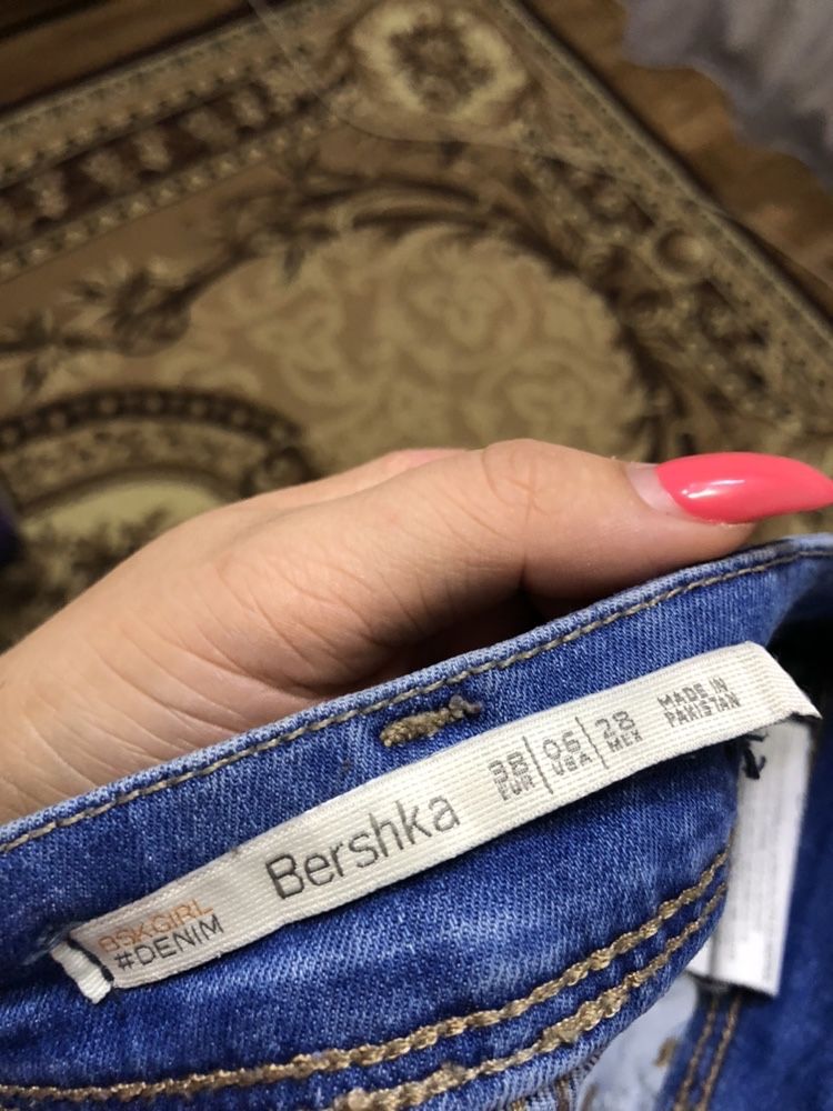 Жіночі джинси Bershka