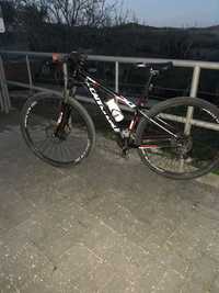 Bicicleta de btt canodel