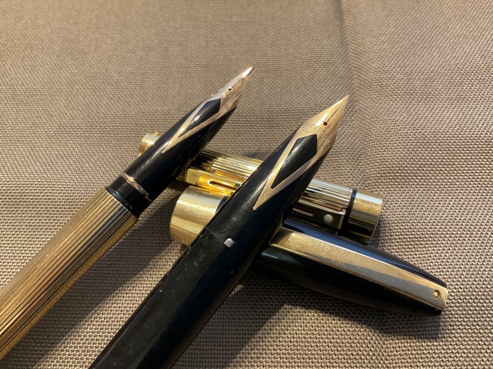 Canetas Sheaffer com aparos em ouro 14k