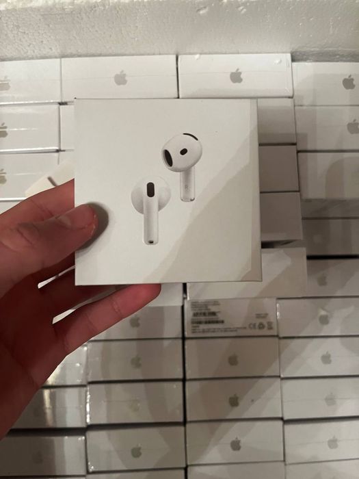 Навушники AirPods 4/ Бездротові навушники від Apple AirPods 4