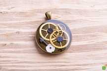 Wisiorek okrągły (średnica 32 mm) biżuteria mechanizm zegara steampunk