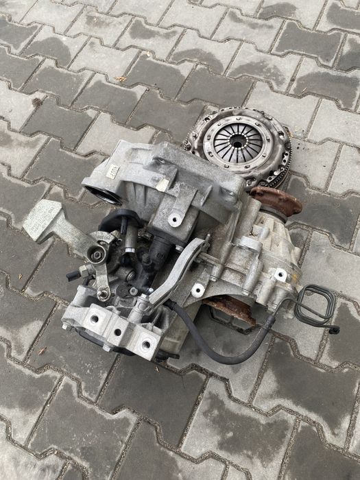 Коробка передач КПП Volkswagen Caddy 1.6 2.0 TDi Кади розборка