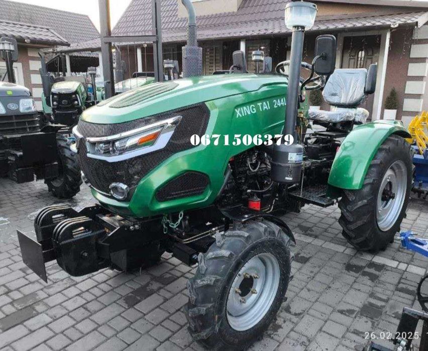 Трактор Сінтай T 244 L Передній ведучий міст 3 циліндра двигун КМ385ВТ