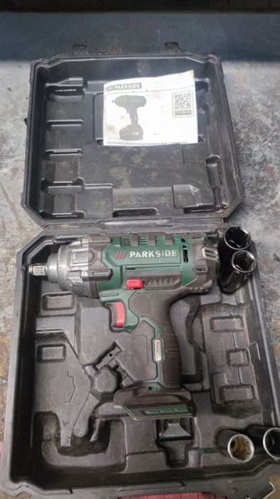 Klucz udarowy Parkside 100-400 Nm zielony.