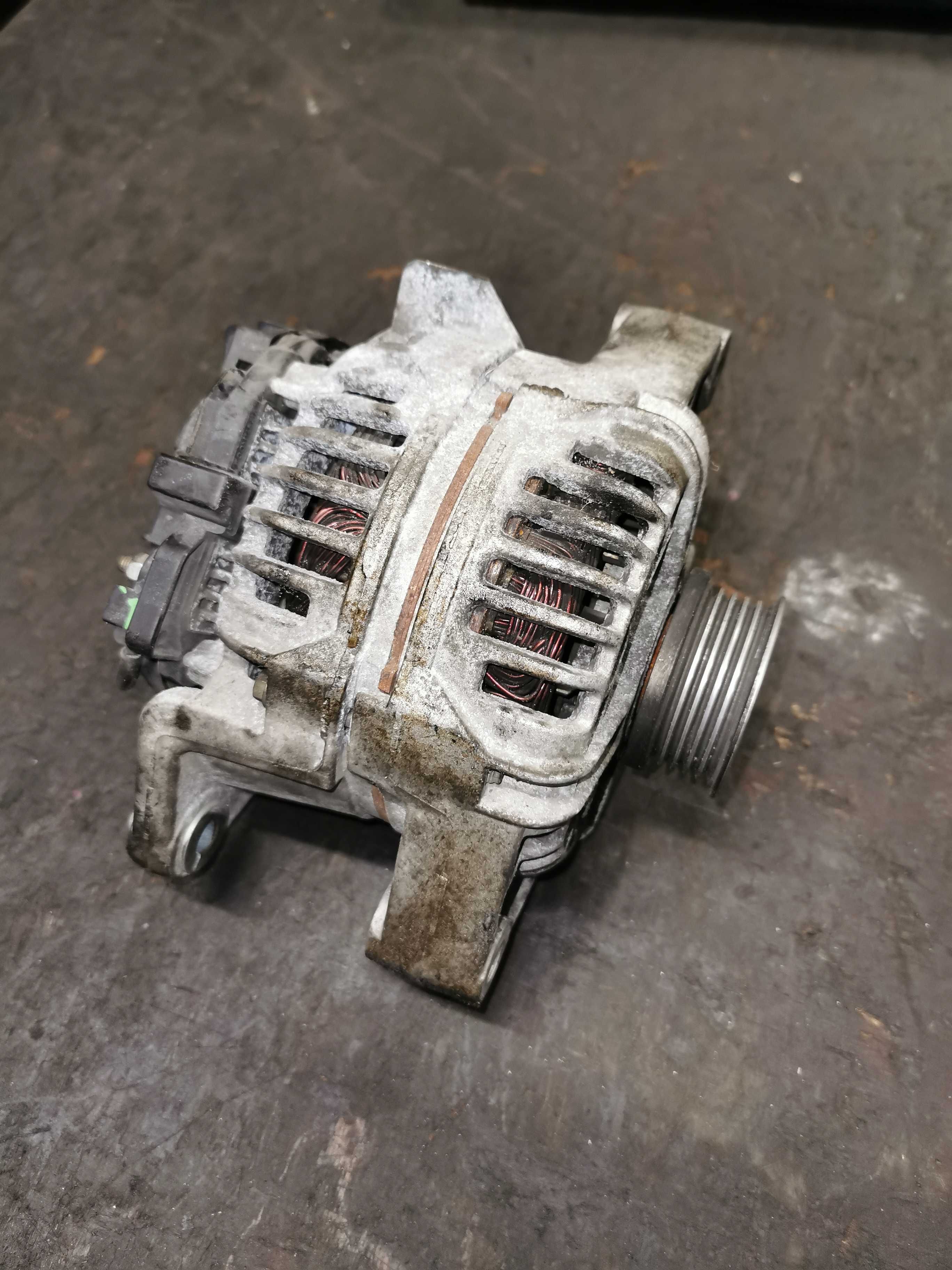 Alternator 100A OPEL Vectra C 1.8 16v