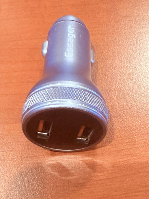 Зарядка автомобильная