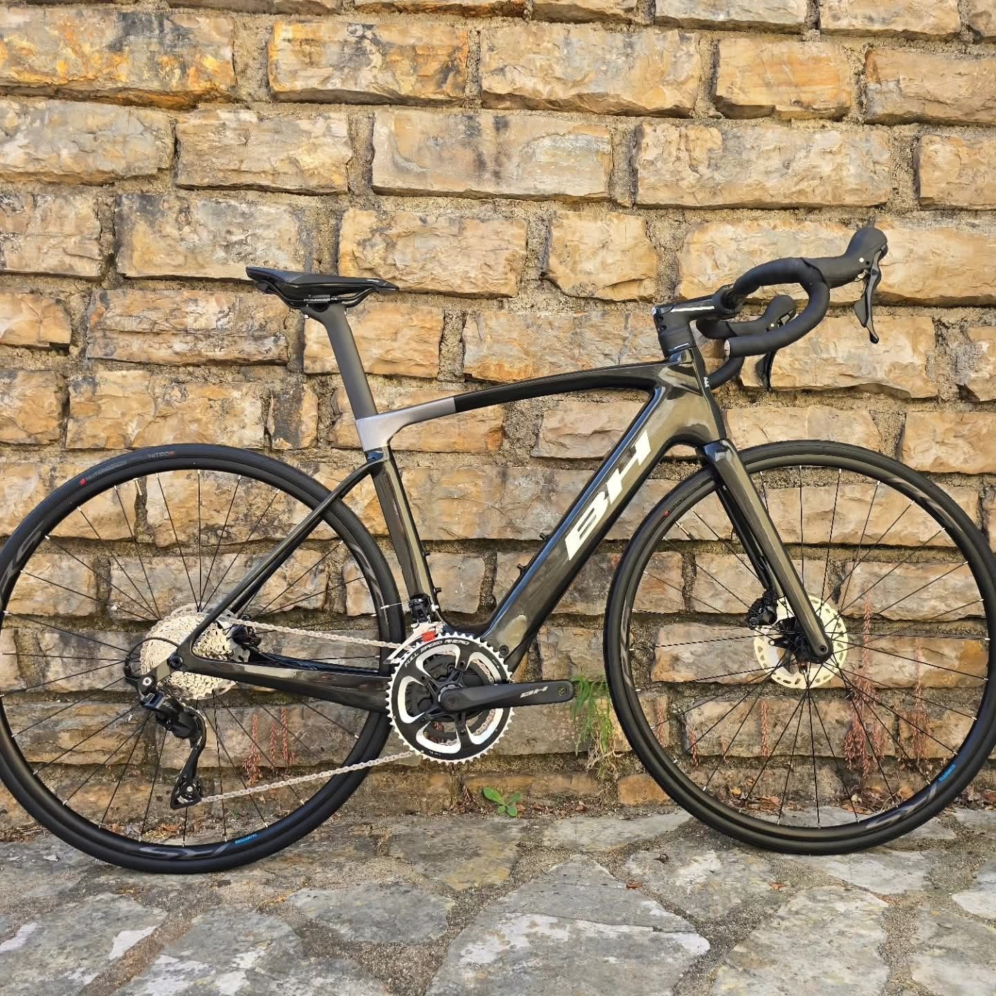 BH iRs1 Carbon 1.4