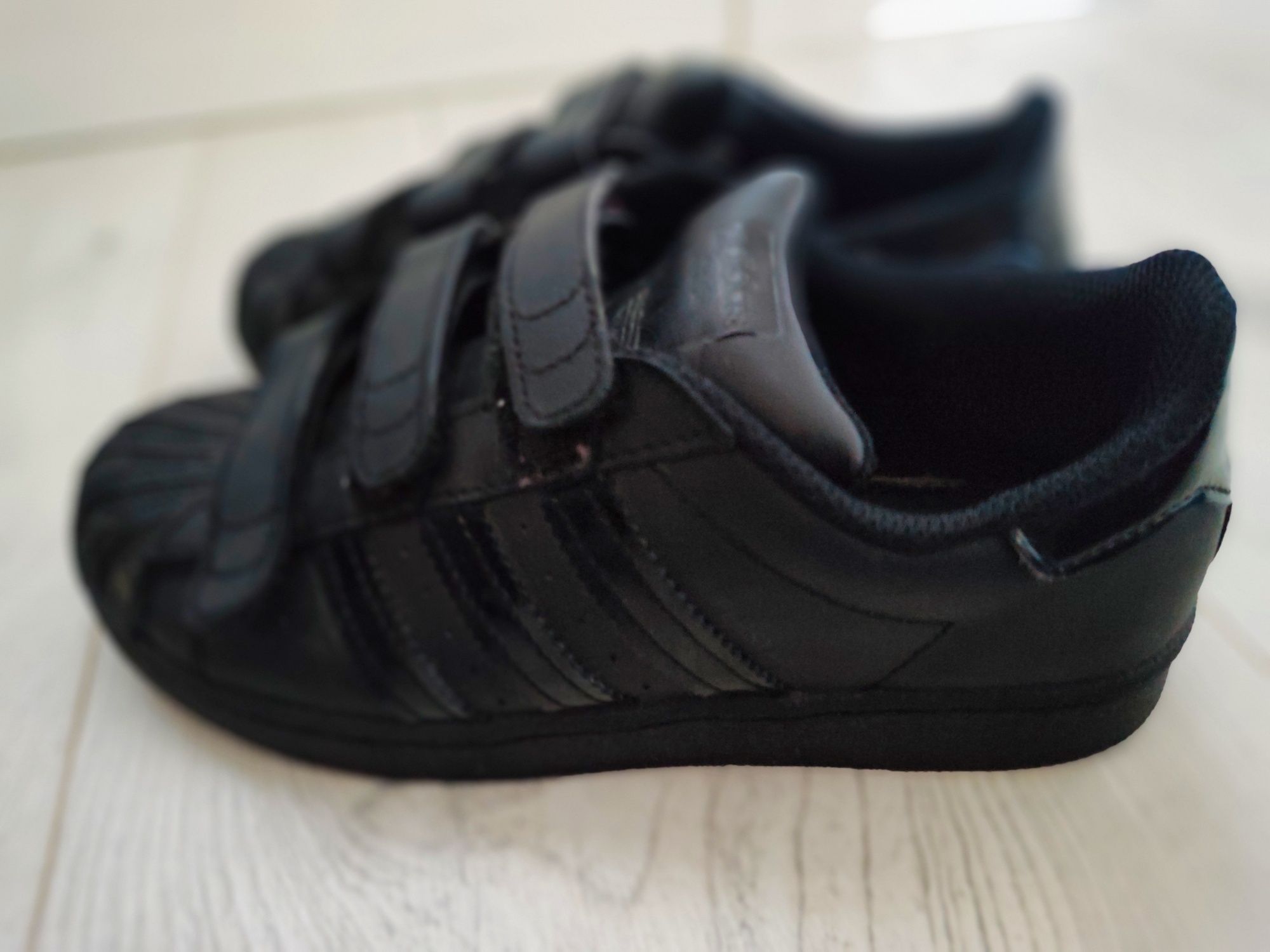 Buty ADIDAS Sneakersy Superstar czarne chłopiec dziewczynka unisex 34