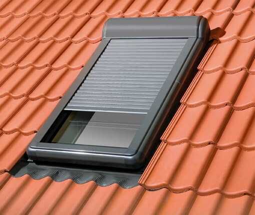 Roleta zewnętrzna FAKRO ARZ-H ral 9005 czarna 78x118