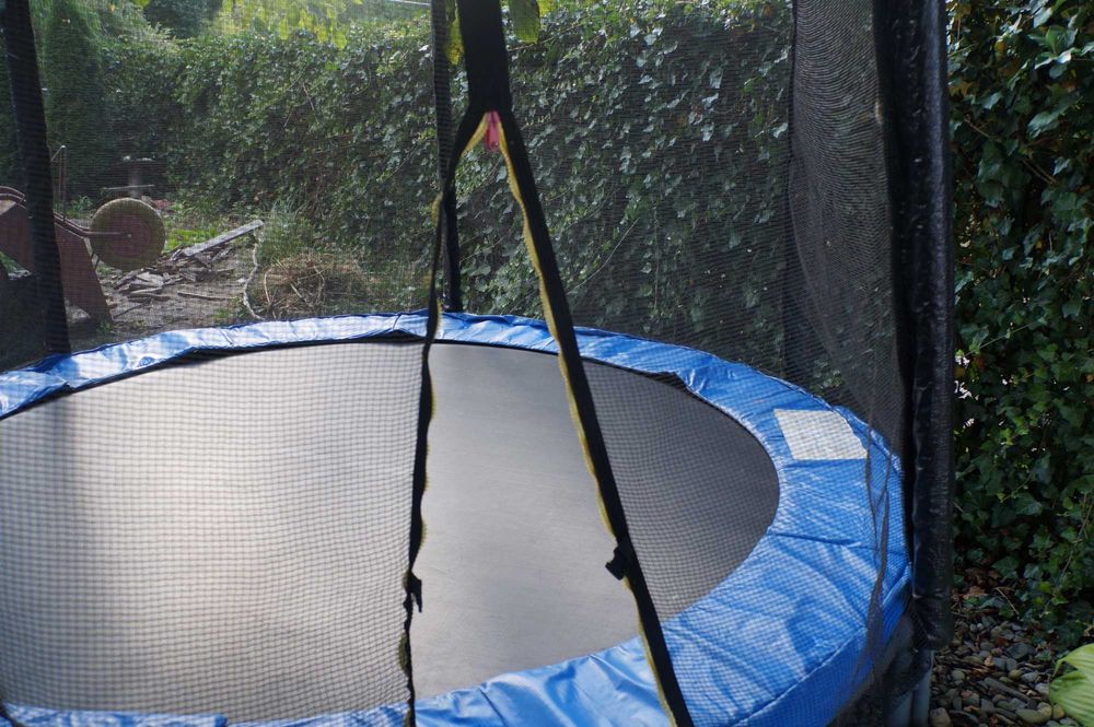 Trampolina ogrodowa