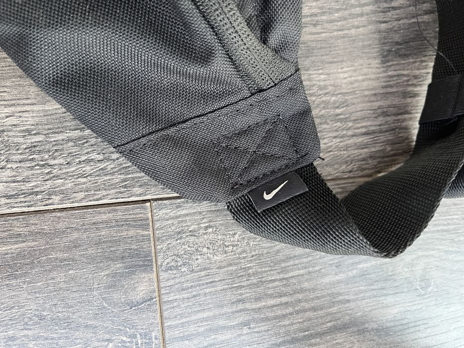 Поясная сумка бананка nike новая оригинал 3l