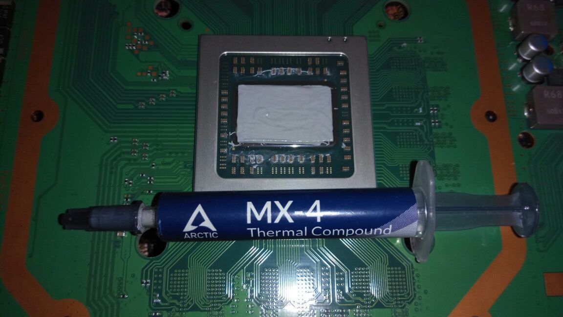 Чистка PlayStation 4 / 3 / 5  PS5 PS4 PS3 замена термопасты MX4