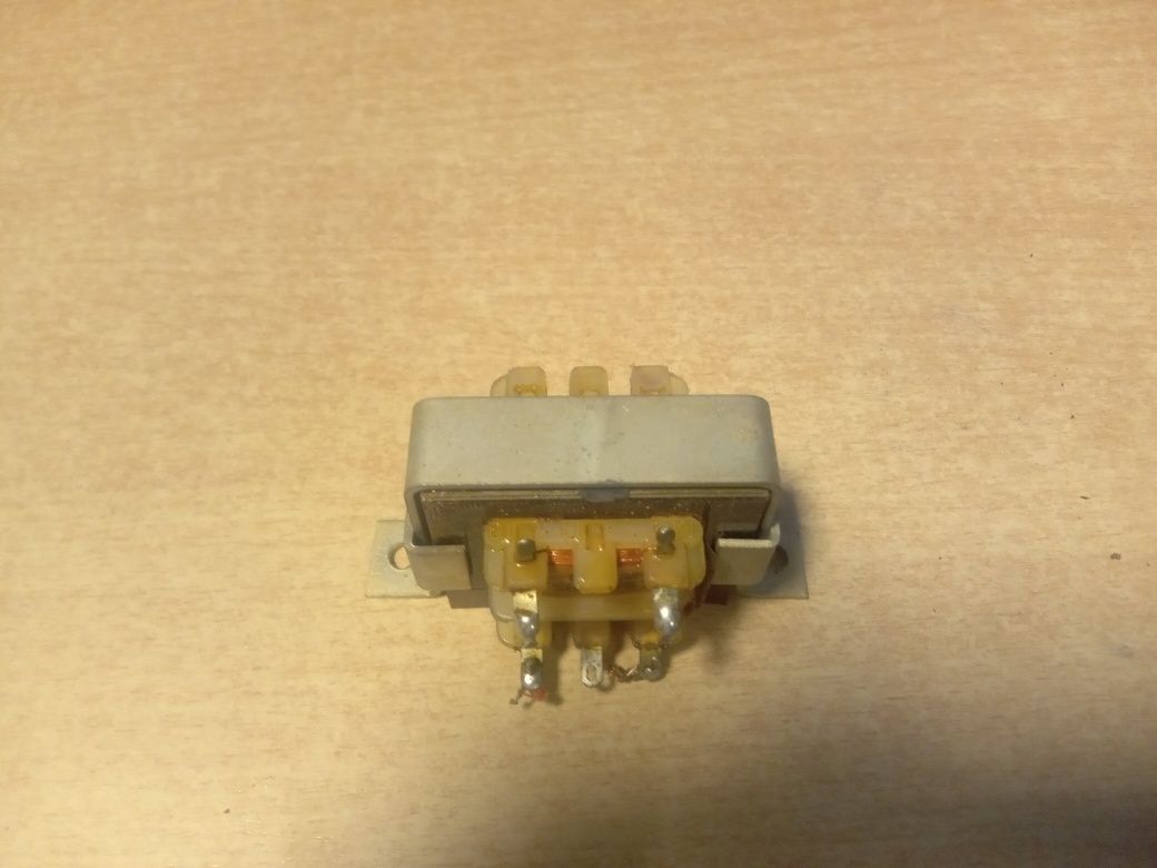 Transformator Unitra Zatra Ts8/10/676