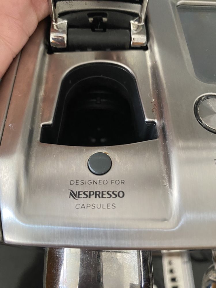 Nespresso Creatista Plus