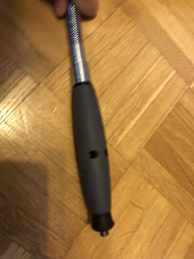 Dremel 3000 z mikrowiertlem szlifierka