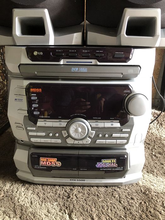 Музыкальный ценрт LG 5500