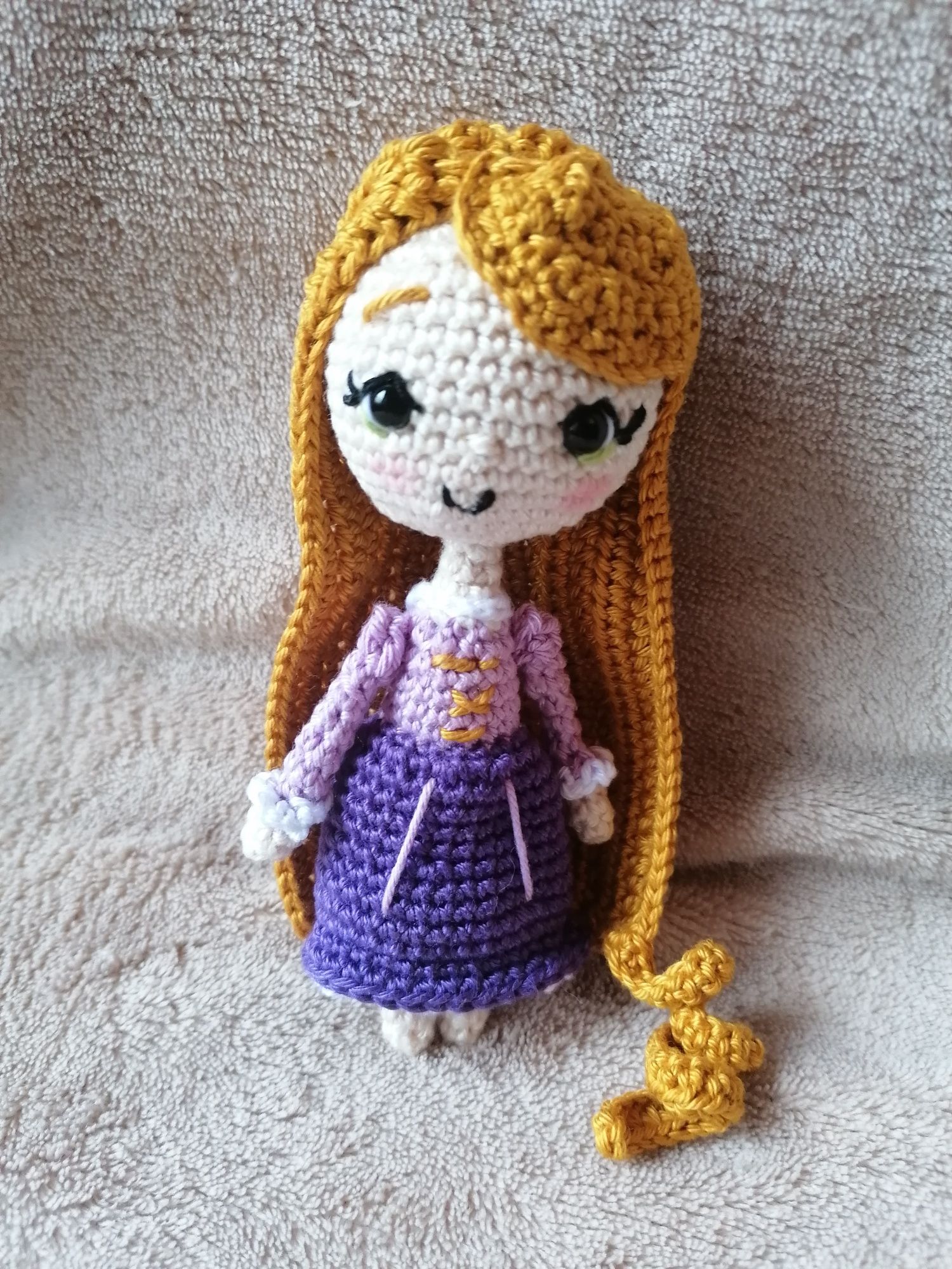 Princesa Rapunzel em crochet (Amigurumi)