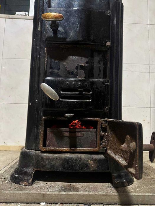 Salamandra a Lenha – Ferro Fundido – Muito Potente e Funcional