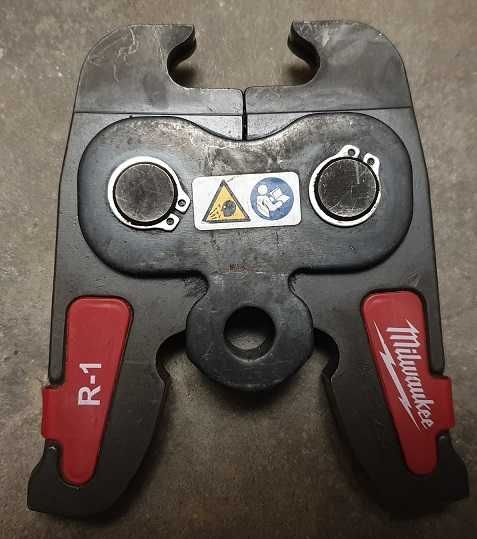Adapter do szczęk zaciskowych R-1 MILWAUKEE