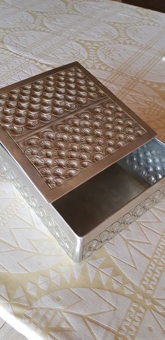 Guarda jóia trabalhado