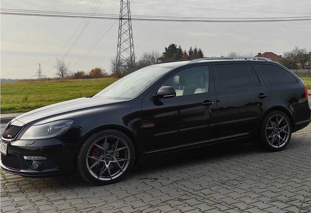 skoda octavia kombi rs 2.0