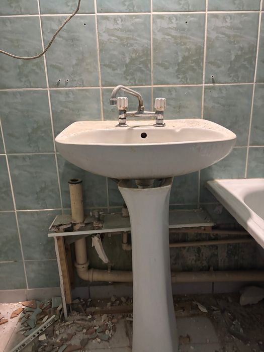 Oddam za darmo umywalke