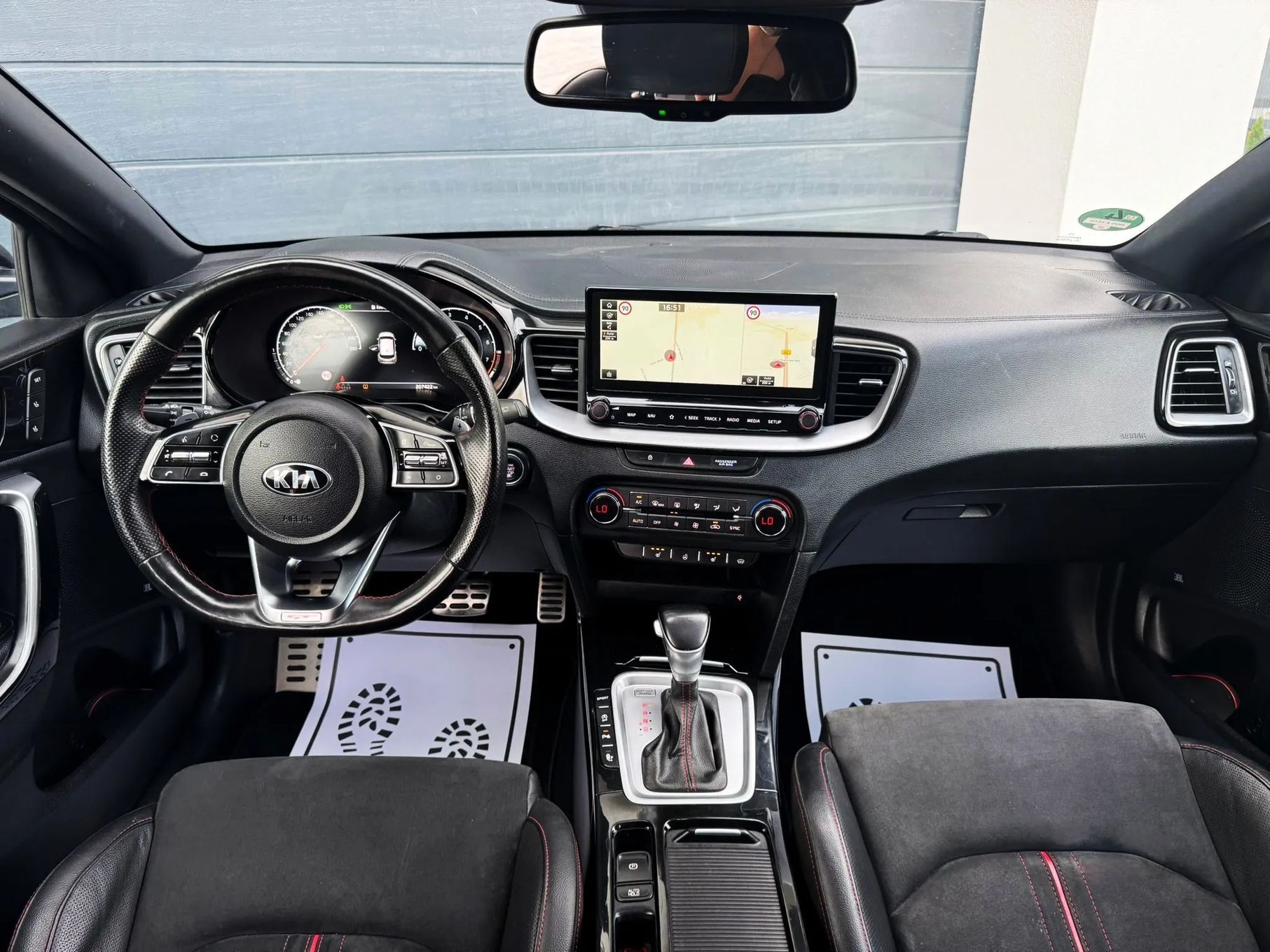 Kia ProCeed 1.6TGDI 204KM GT-line Alcantara CarPlay TempomatACC JBL Blis Virtual