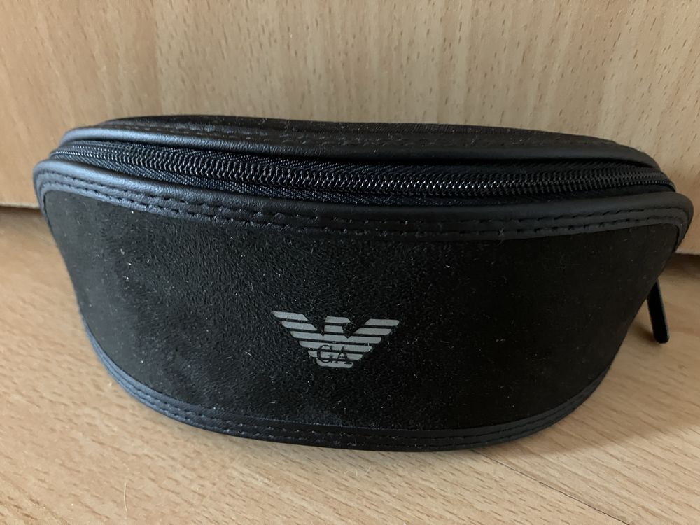 Oryginalne nowe etui futerał do okularów Emporio Armani