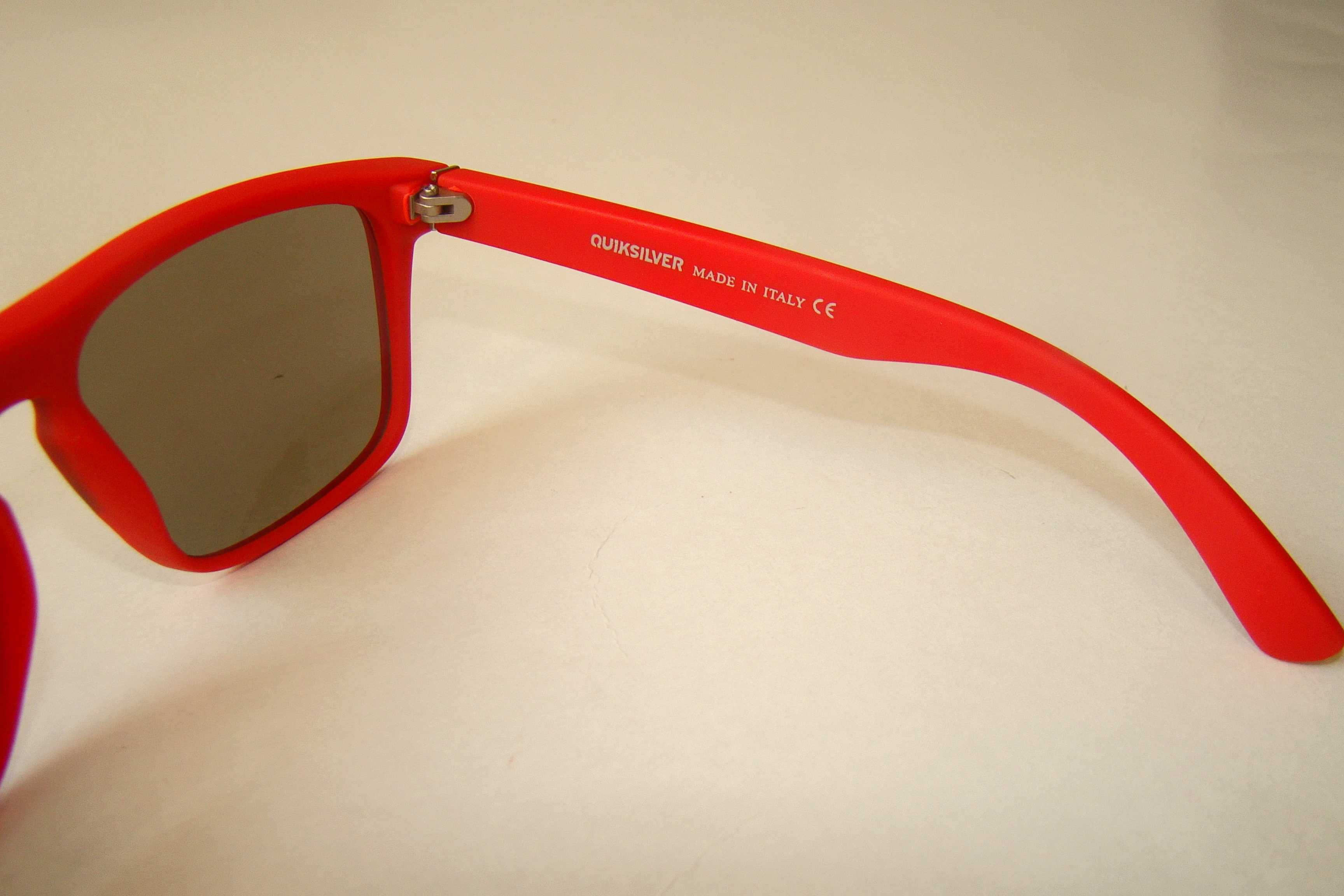 Okulary przeciwsłoneczne QUICKSILVER UV 400 czerwone