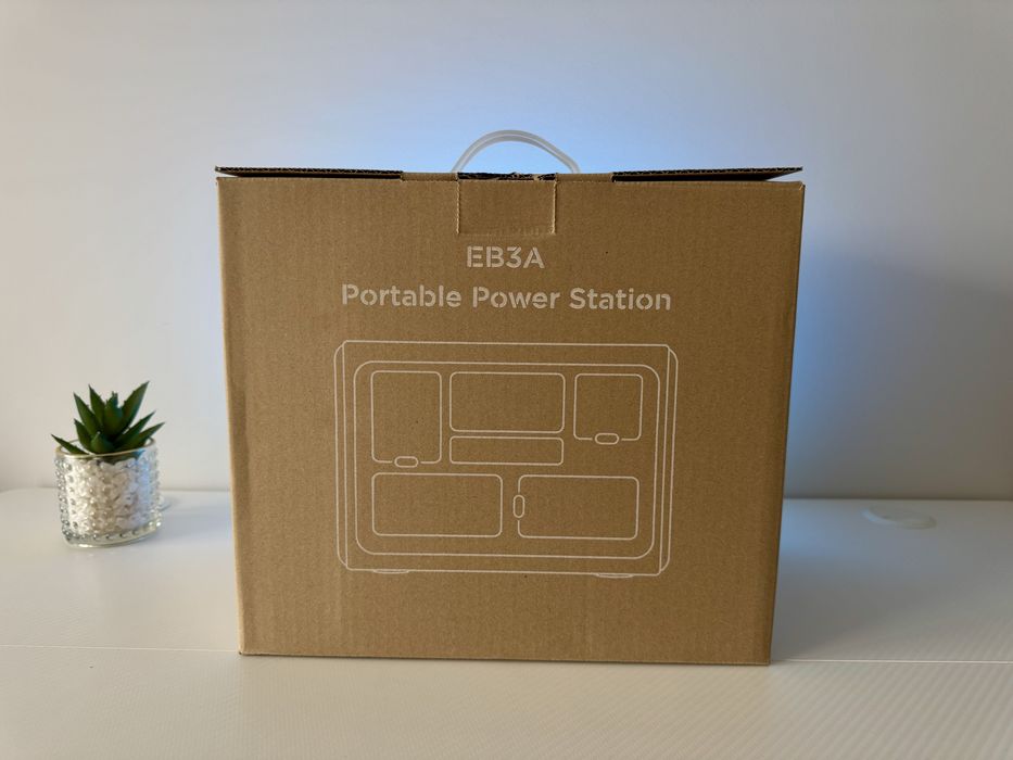 Bluetti EB3A Зарядна станція