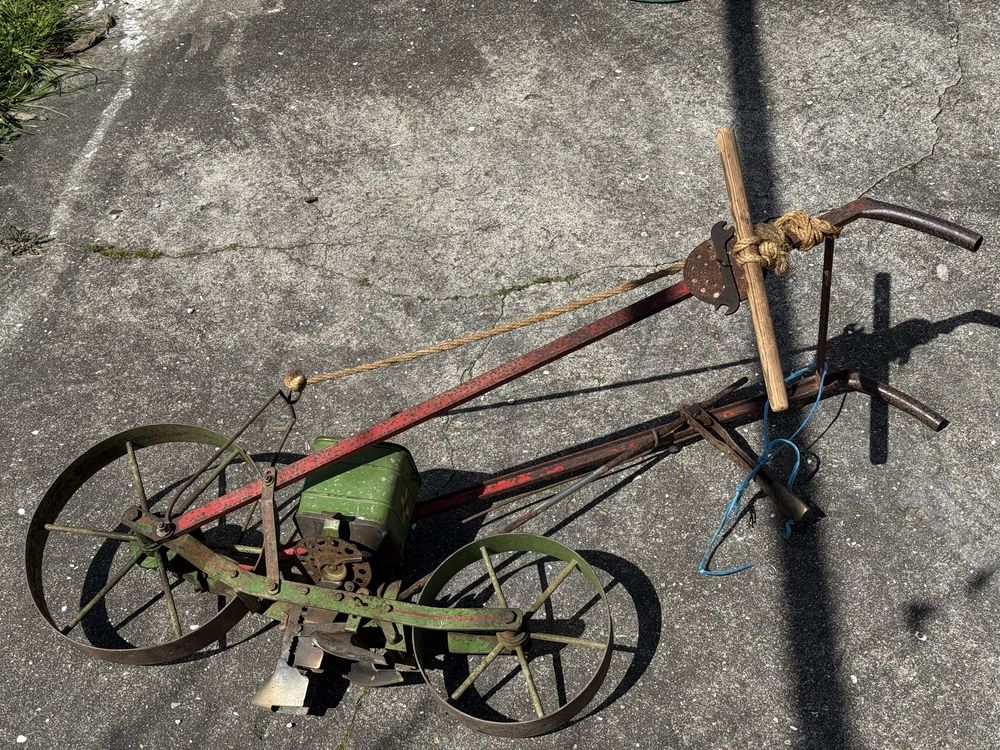 Balança 300kg e semeador