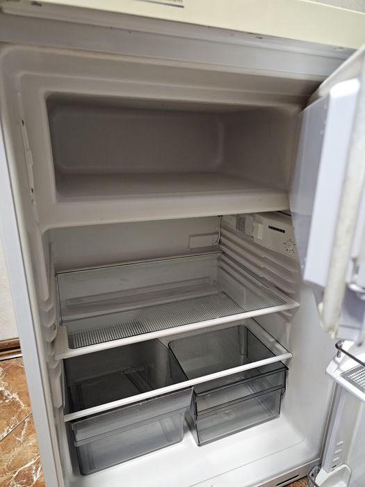 Холодильник Liebherr KTe 1664 з морозильною камерою