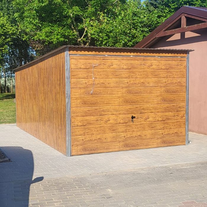 Garaż blaszany 3.5x6 nowoczesny drewnopodobny